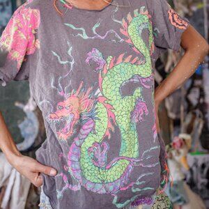 Magnolia Pearl Dragons and Roses T